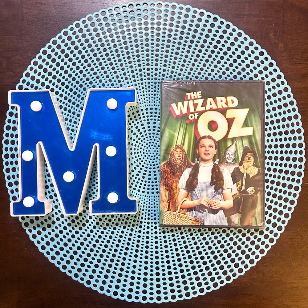 The Wizard of Oz (DVD)-Brand New/Sealed-starring Judy Garland